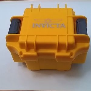 INVICTA single watch storage chest